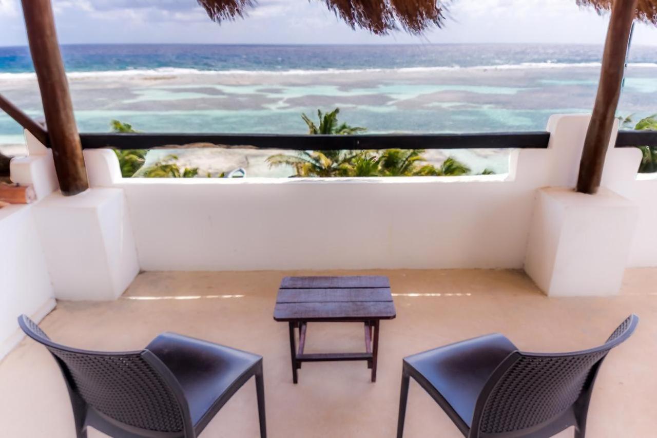 Hotel Blue Reef Frente Al Mar Mahahual Exterior foto