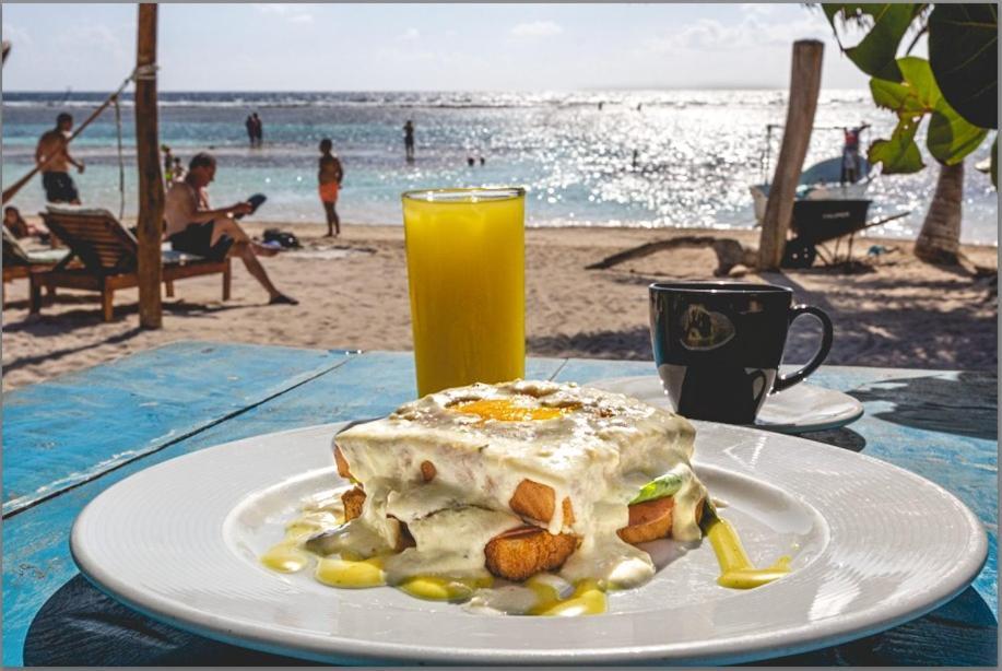 Hotel Blue Reef Frente Al Mar Mahahual Exterior foto